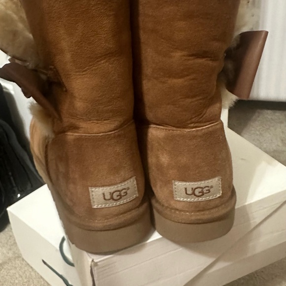 UGG Brown Boots with Bow Accent - Picture 5 of 17